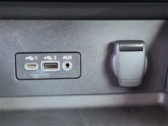 Thumbnail: 2023 Nissan Sentra - 35