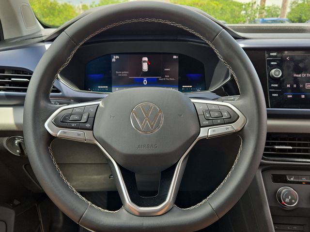 Thumbnail: 2022 Volkswagen Taos - 14