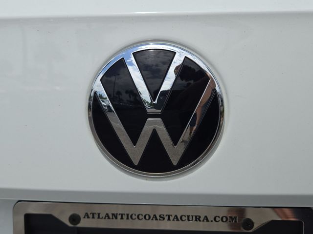 Thumbnail: 2022 Volkswagen Taos - 7