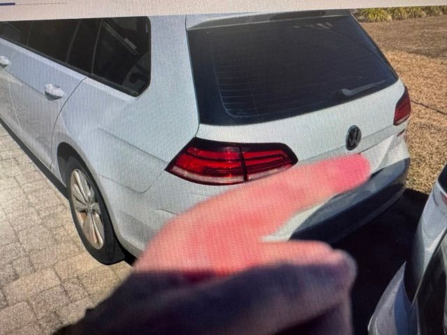 Thumbnail: 2019 Volkswagen Golf - 8