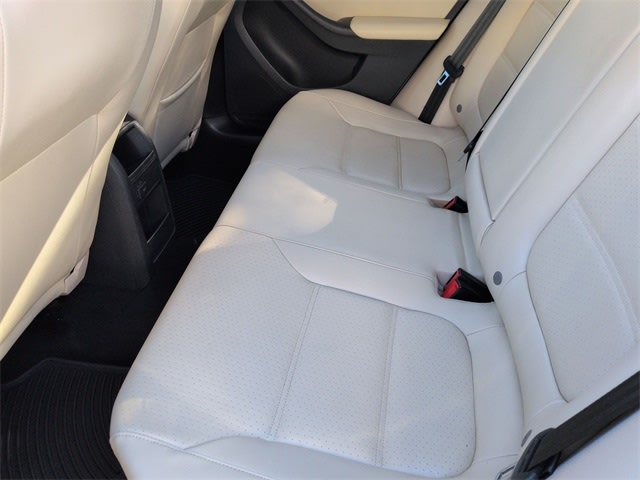 Thumbnail: 2018 Volkswagen Jetta - 28