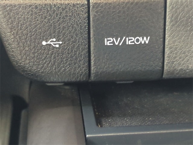 Thumbnail: 2023 Toyota Camry - 36