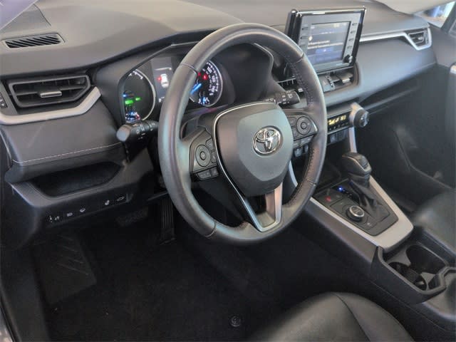 Thumbnail: 2021 Toyota RAV4 - 2