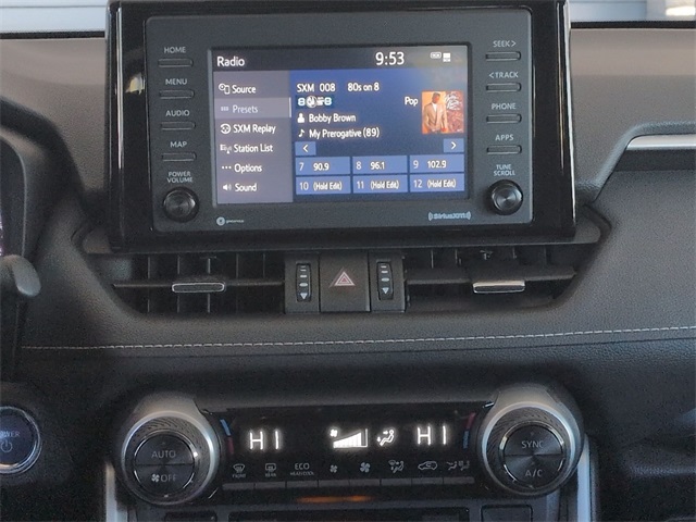 Thumbnail: 2021 Toyota RAV4 - 15