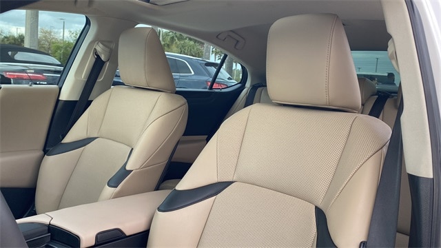 2019 Lexus ES 350 F Sport 11