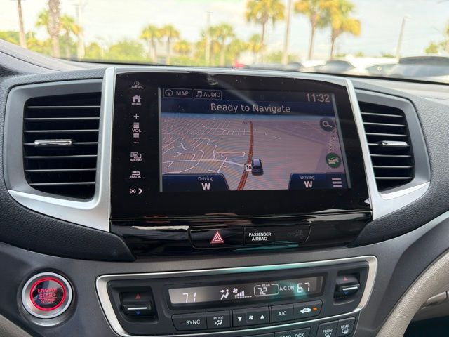 Thumbnail: 2017 Honda Pilot - 7