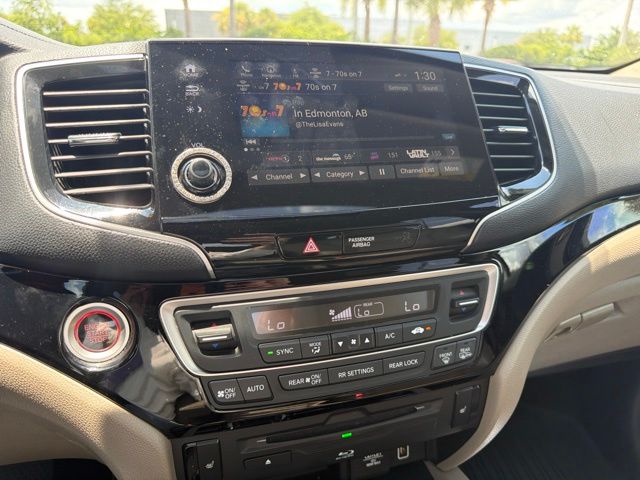 Thumbnail: 2019 Honda Pilot - 10