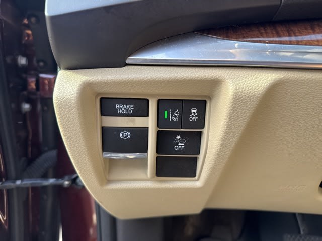 2017 Acura MDX Base 23