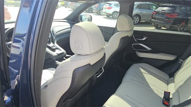 Thumbnail: 2025 Acura RDX - 13