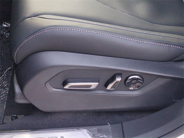 Thumbnail: 2025 Acura RDX - 27