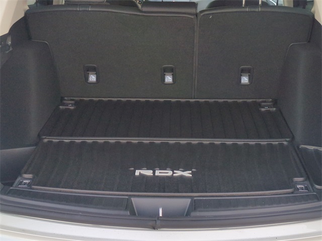 Thumbnail: 2025 Acura RDX - 18