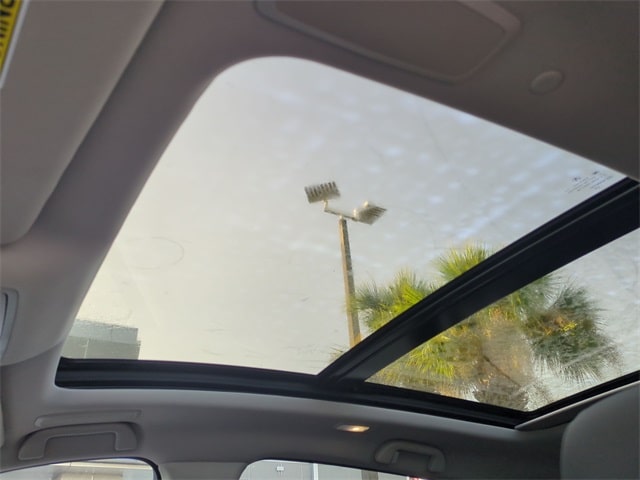 Thumbnail: 2025 Acura RDX - 28