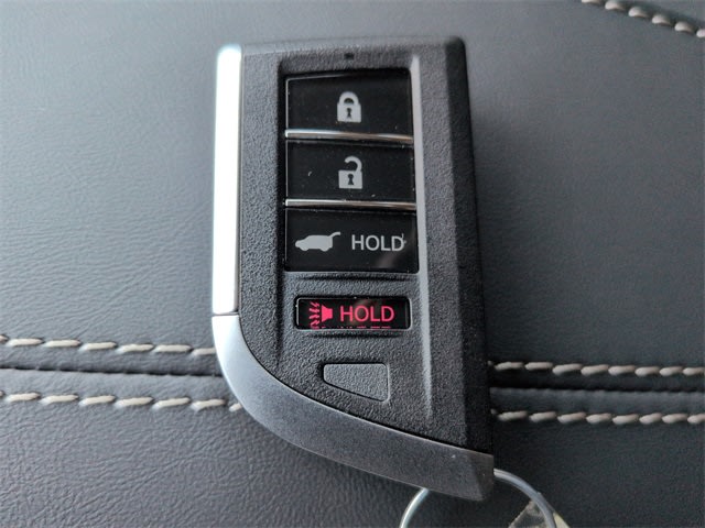 Thumbnail: 2025 Acura RDX - 36