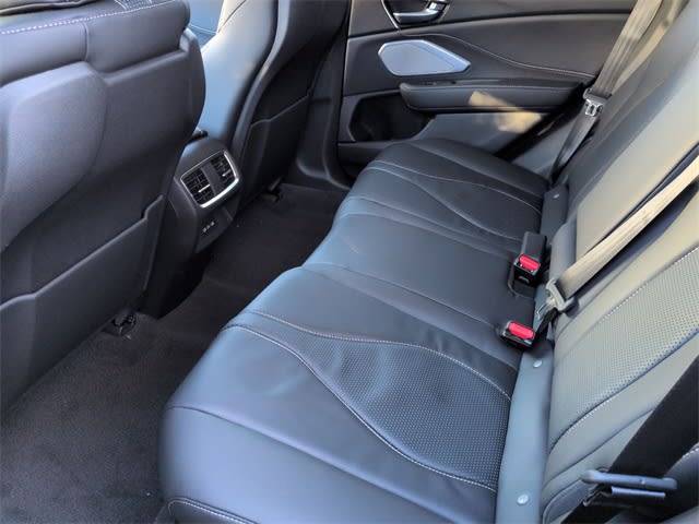 Thumbnail: 2025 Acura RDX - 28