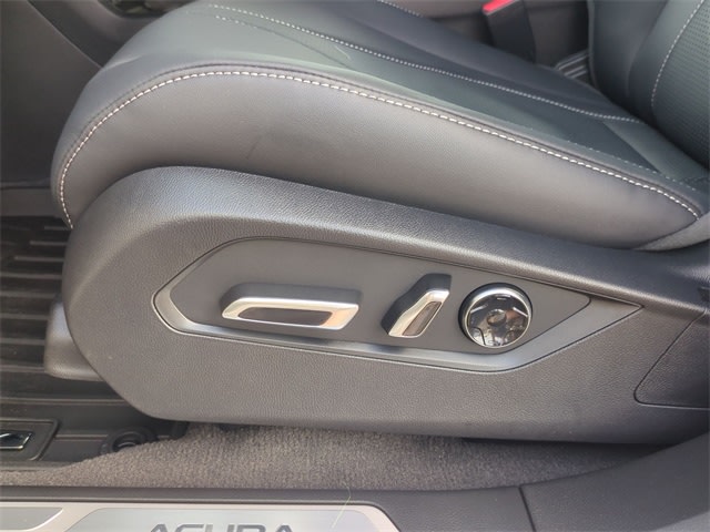 Thumbnail: 2025 Acura RDX - 27