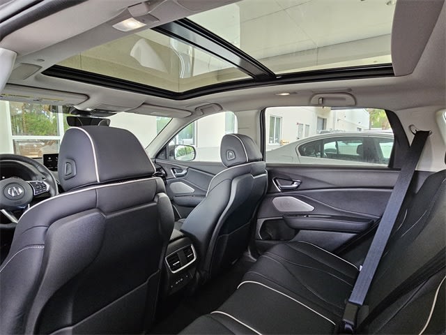 Thumbnail: 2025 Acura RDX - 31