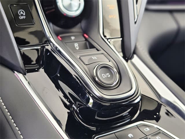 Thumbnail: 2025 Acura RDX - 17