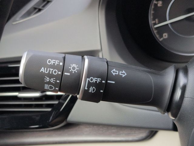 Thumbnail: 2026 Acura RDX - 16