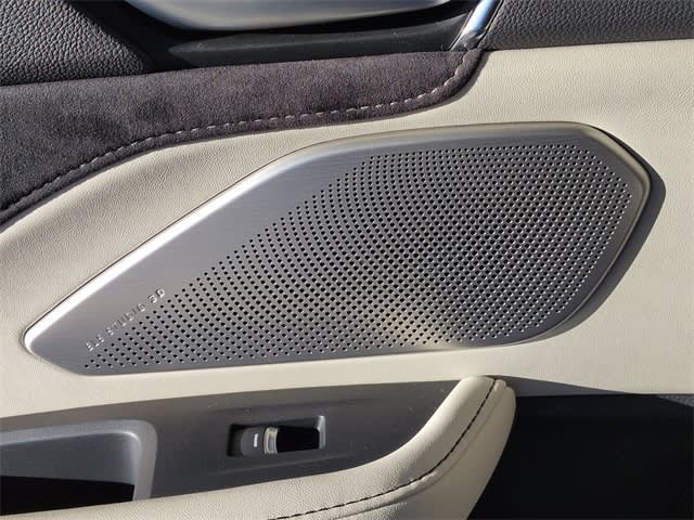 Thumbnail: 2025 Acura RDX - 36