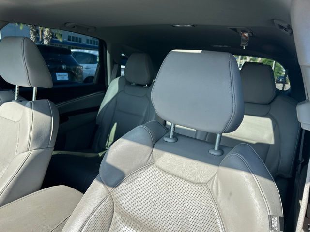 Thumbnail: 2020 Acura MDX - 10