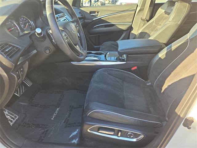 Thumbnail: 2019 Acura MDX - 10