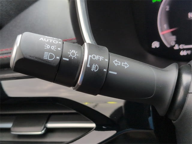 Thumbnail: 2023 Acura MDX - 33