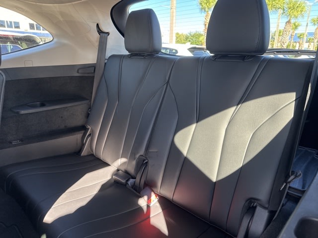 Thumbnail: 2023 Acura MDX - 11