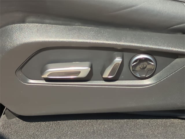 Thumbnail: 2022 Acura MDX - 28