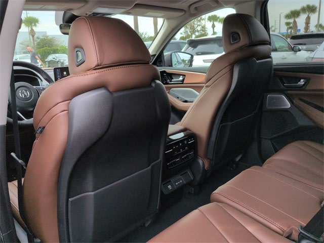 Thumbnail: 2026 Acura MDX - 13