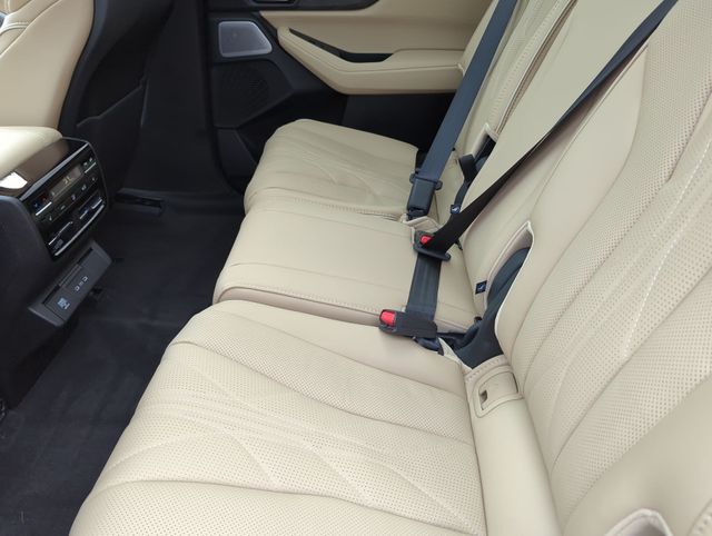 Thumbnail: 2026 Acura MDX - 13