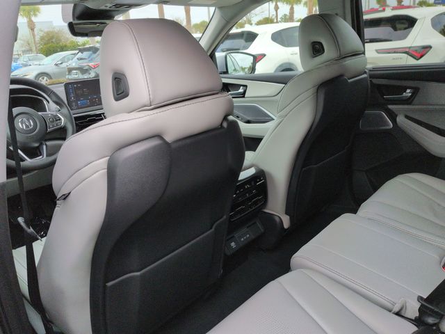 Thumbnail: 2026 Acura MDX - 13