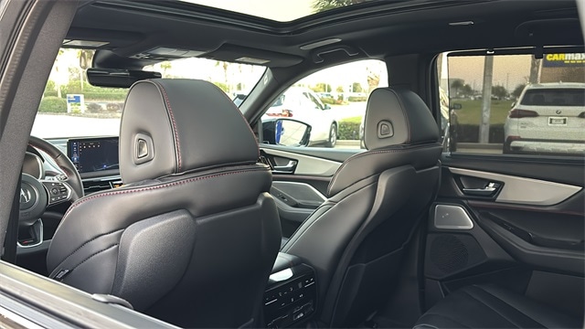 Thumbnail: 2025 Acura MDX - 32