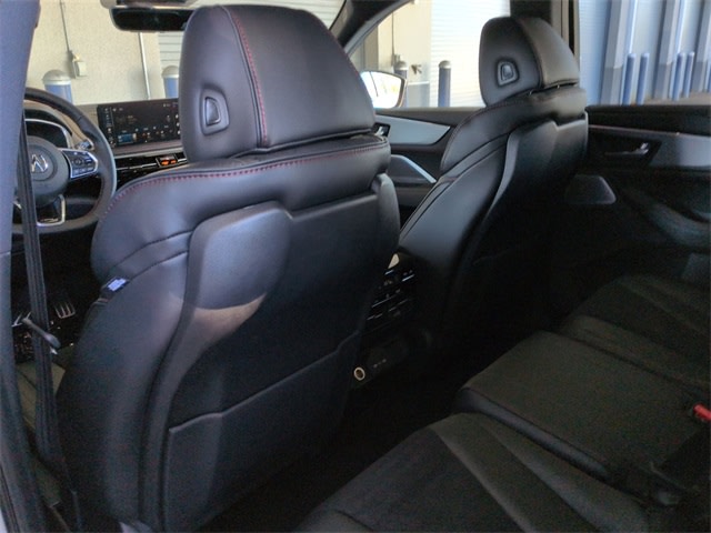 Thumbnail: 2026 Acura MDX - 13