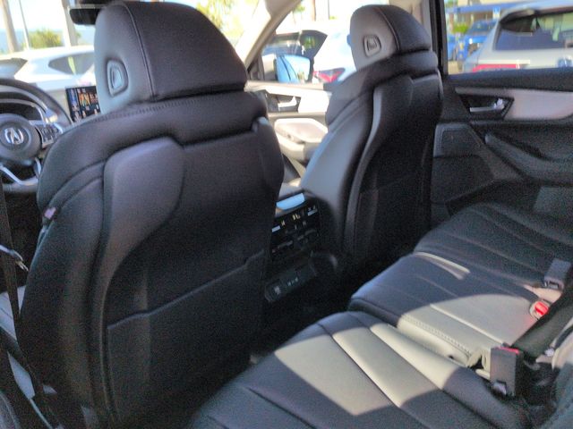 Thumbnail: 2026 Acura MDX - 12