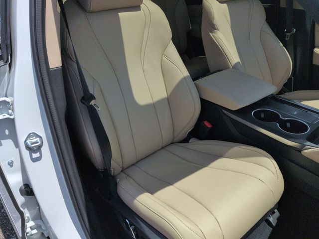 Thumbnail: 2026 Acura MDX - 12