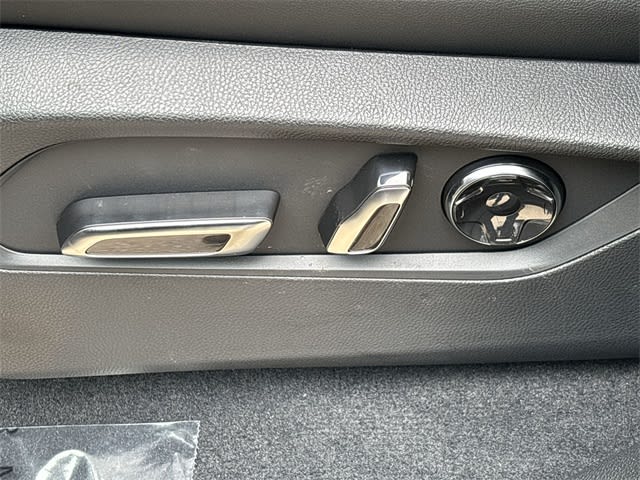 Thumbnail: 2026 Acura MDX - 27