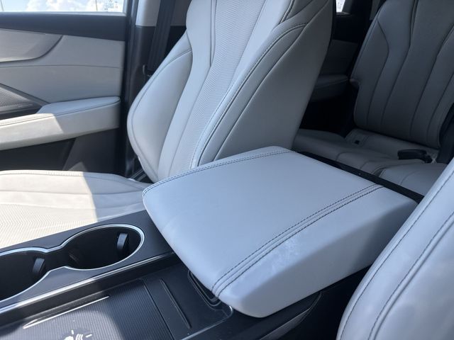 Thumbnail: 2026 Acura MDX - 34