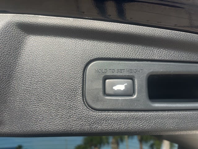 2022 Acura MDX Advance 32