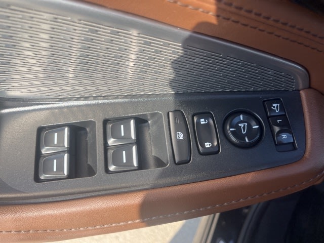 2022 Acura MDX Advance 28