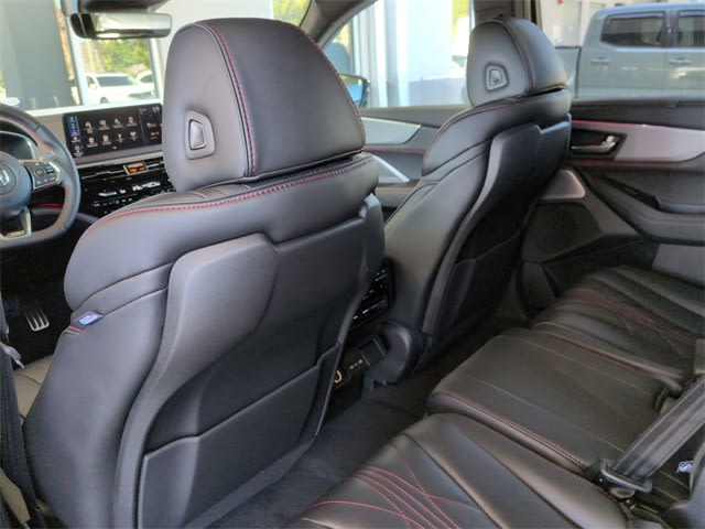 Thumbnail: 2026 Acura MDX - 13