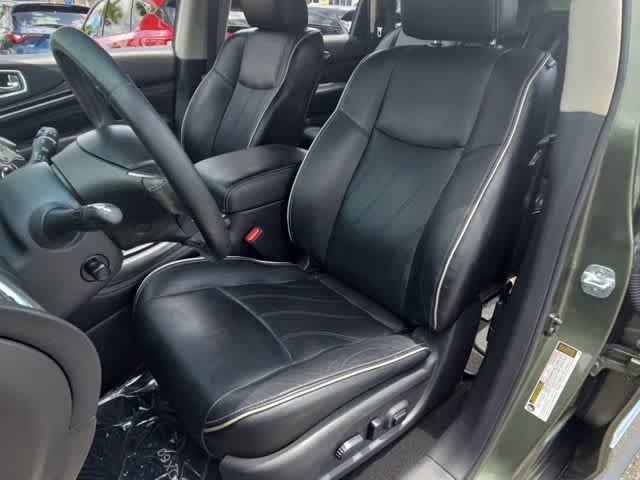 Thumbnail: 2016 INFINITI QX60 - 12