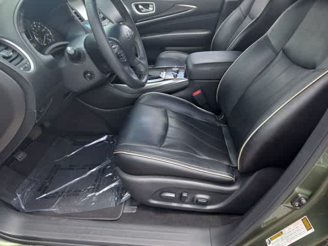 Thumbnail: 2016 INFINITI QX60 - 11