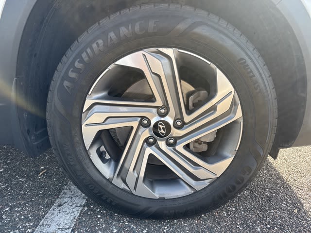 Thumbnail: 2022 Hyundai Santa Fe - 21