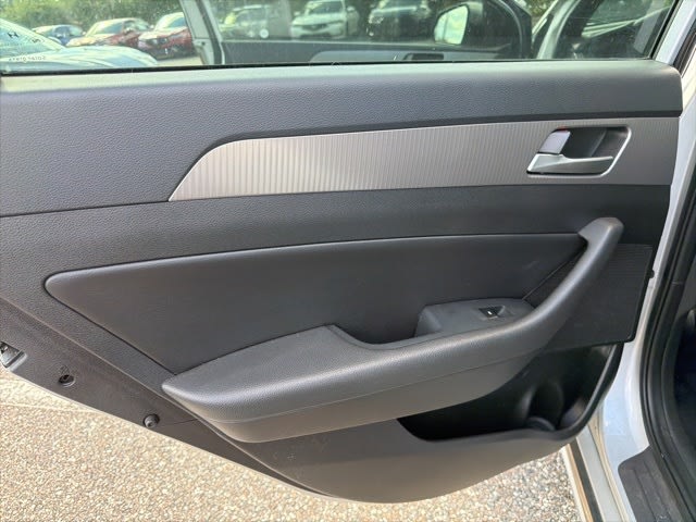 Thumbnail: 2018 Hyundai Sonata - 13