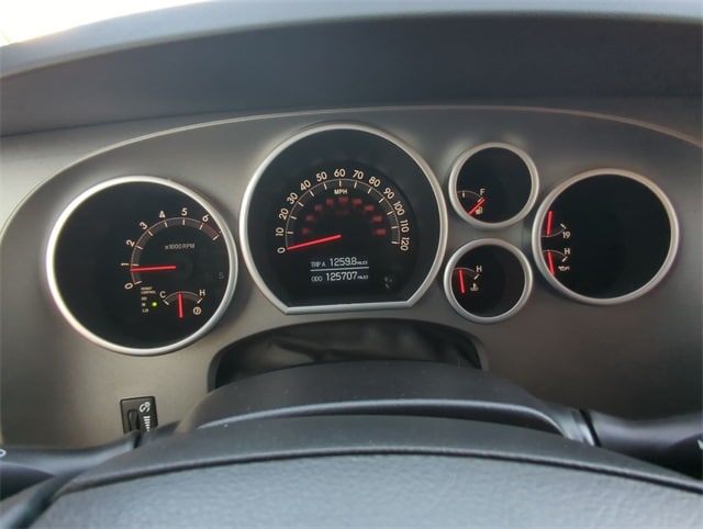 Thumbnail: 2014 Toyota Sequoia - 38