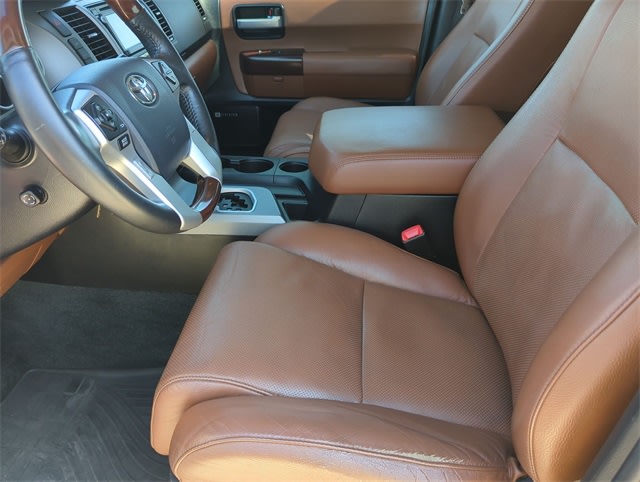 Thumbnail: 2014 Toyota Sequoia - 11