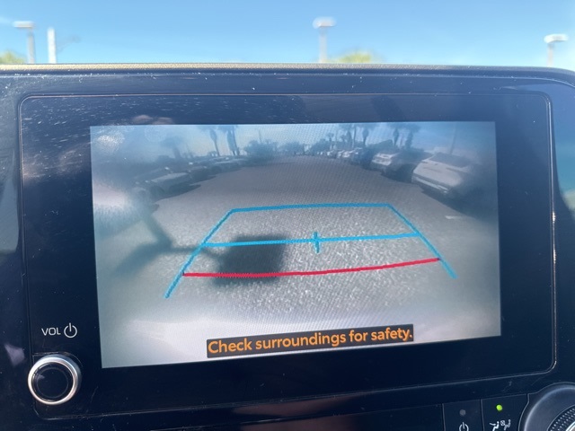 Thumbnail: 2023 Toyota Highlander - 15