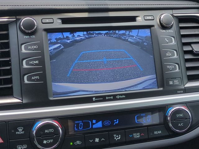 Thumbnail: 2016 Toyota Highlander - 37
