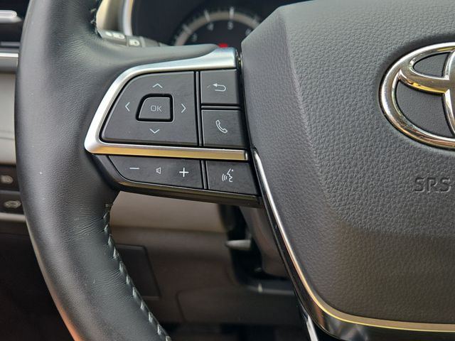 Thumbnail: 2021 Toyota Highlander - 27