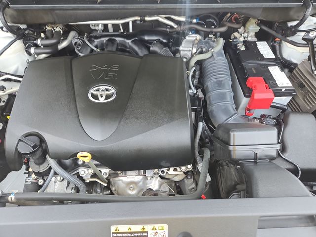 Thumbnail: 2021 Toyota Highlander - 9